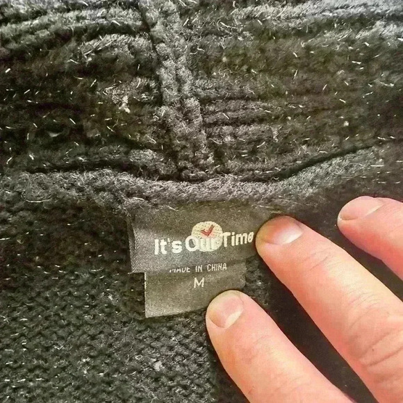 It’s our time women’s juniors black sweater size medium - Picture 3 of 3